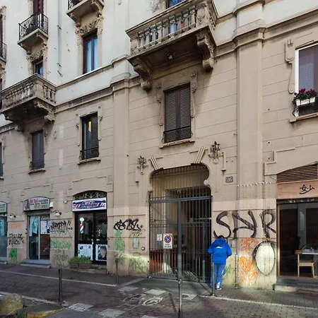 Appartement Guesthost - Bright With Balcony - Piazzale Loreto Milan