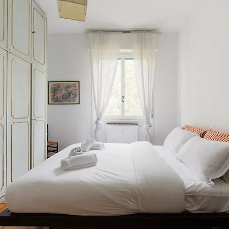 Guesthost - Charming Navigli! Functional * מילאנו