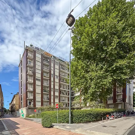 Design And Fashion - New Bright