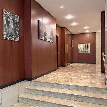 Design And Fashion - New Bright * Milano