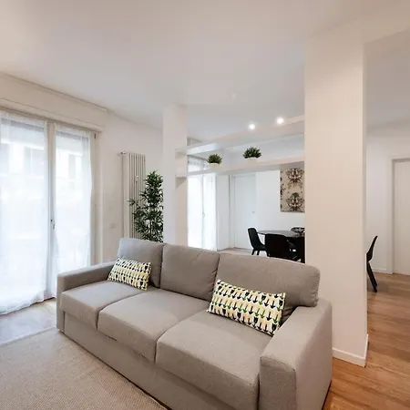 Vigoni 3 - Wonderful Penthouse With Terrace - B Apartmán *