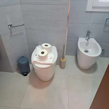 Orea Spiti - Modern Rosselli *