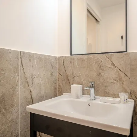 게스트하우스 Italianflat - Vandom 1 Duomo Foresteria Lombarda 3*