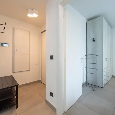 Comfortable Two-room For Rho Fiera Milán