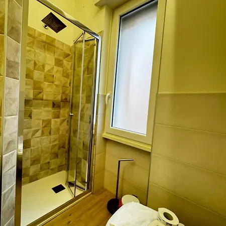 Kibilu - Via Inganni * 밀라노