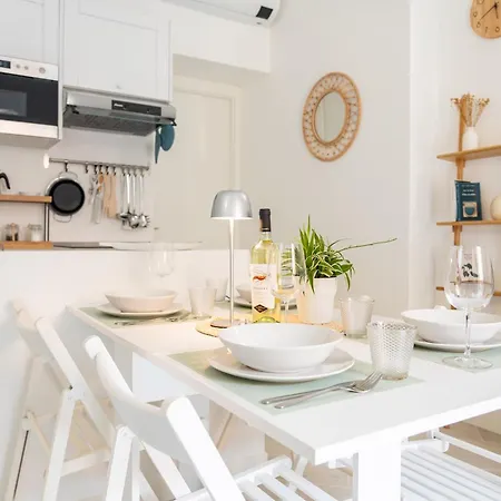 Cozy 1 Bdr - Downtown Navigli, Duomo 아파트