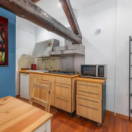 Apartamento Easy Parking - 1 Min From Bus To San Siro Stadium - Air Conditioning Milão