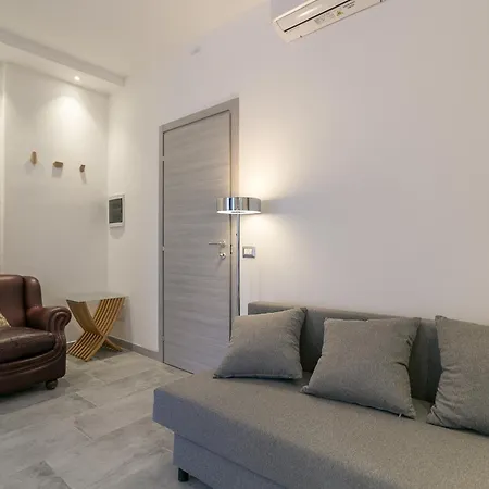 Joivy Modern With Balcony Near * Μιλάνο