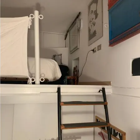 Accogliente Stanza Privata Con Bagno In Zona Duomo,