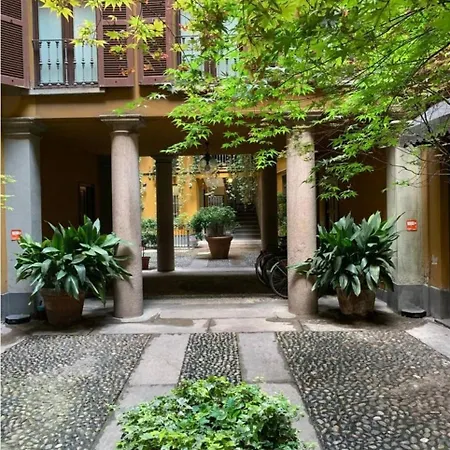 Accogliente Stanza Privata Con Bagno In Zona Duomo,