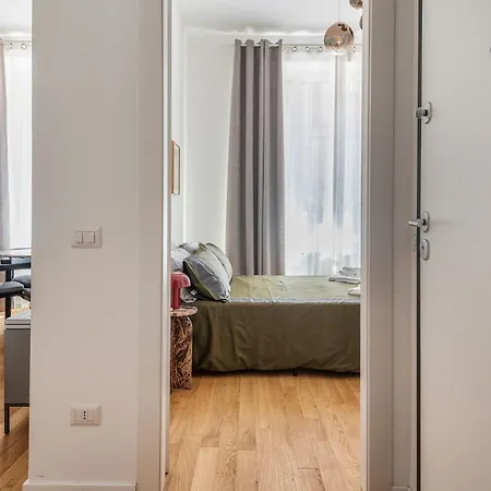 Intrho Isola Luxury , Modern & Cozy 아파트 *