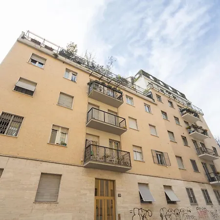 Stylish Porta Romana With Terrace *