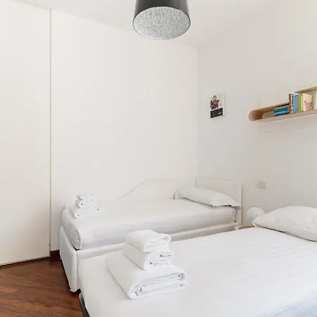Apartamento Brera In Dateo Milão