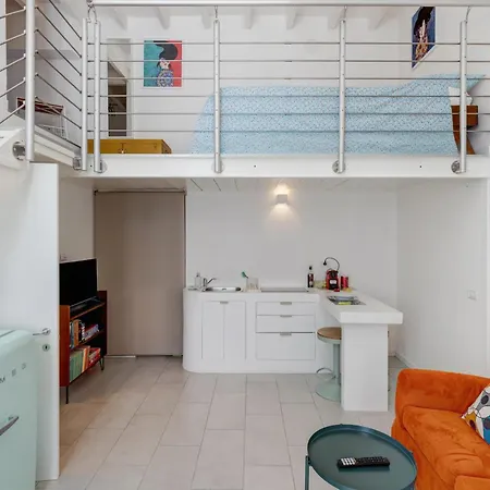 L Angolo Di Giulia, Tradizionale Casa Di Ringhiera *