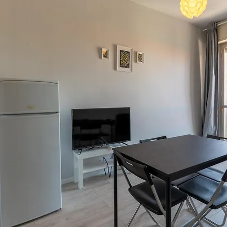 Apartament Nord - Near The Metro Mediolan