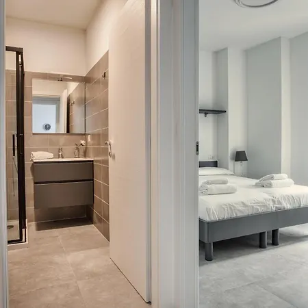 Hostmate - - Genesio -maciachini * Milano