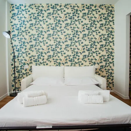 Twin - Cozy Chic In Santa Sofia Mm4 Milaan