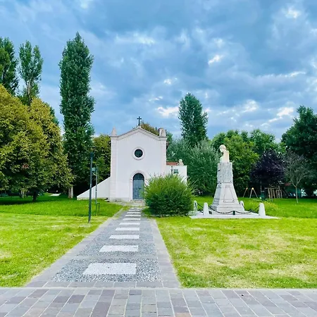 Dimora Maddelena - 20 Mins From Duomo Апартаменты *