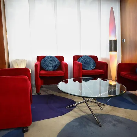 מלון Mediolanum 4*