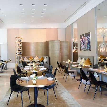 Rosa Grand \u2013 Starhotels Collezione 4*