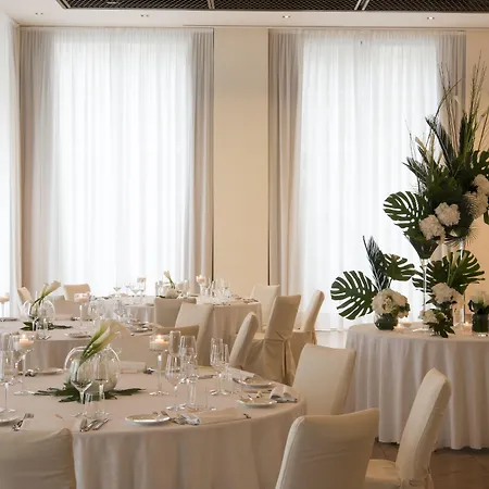 Hotel Rosa Grand \u2013 Starhotels Collezione 4*