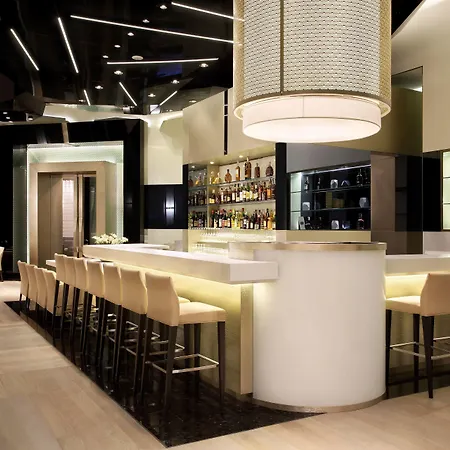 Excelsior Gallia, A Luxury Collection Hotel, ホテル 5*