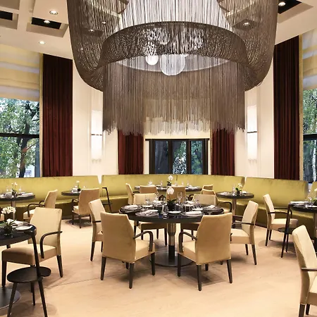 Excelsior Gallia, A Luxury Collection Hotel, Милан