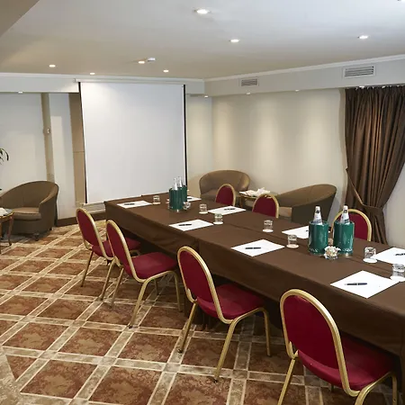 Sina De La 4* Mediolan