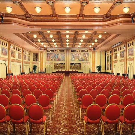 Отель Marriott 4*