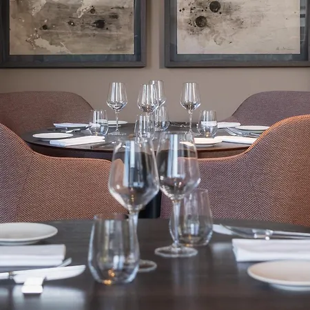 Hotel Crowne Plaza By Ihg 4*