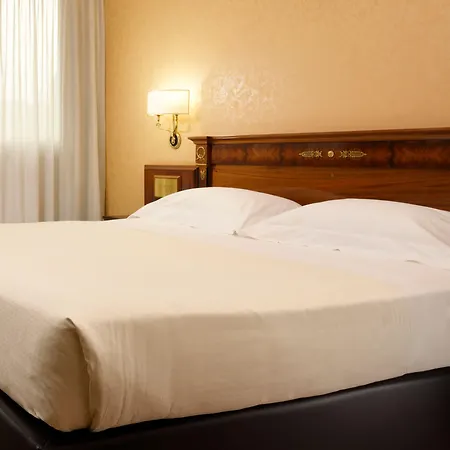 Scandinavia Hotel Mediolan