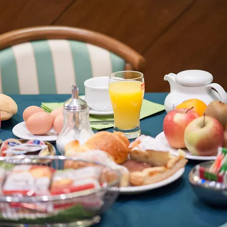 ホテル フローラ