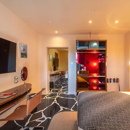 Calimala فندق ميلان