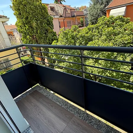 White House Con Posti Auto דירה *