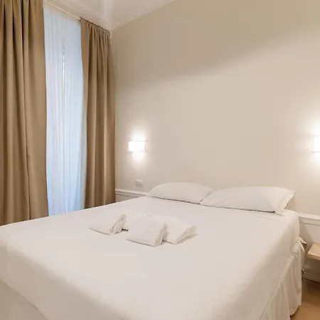 Apartment Porta Romana - Lusso E Calore In Un Bilocale Di Design