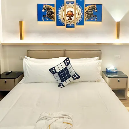 Garden Chinatown 펜션 *