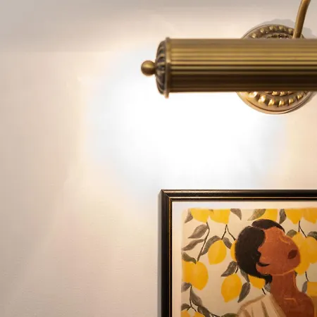 V-collection Solferino ميلان