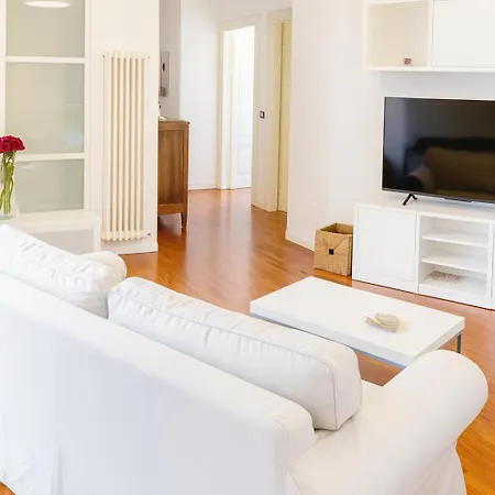 Apartmán Casa Ozanam - Quiet And Spacious 6 Beds - Metro Lima Buenos Aires - Duomo 8 Min *