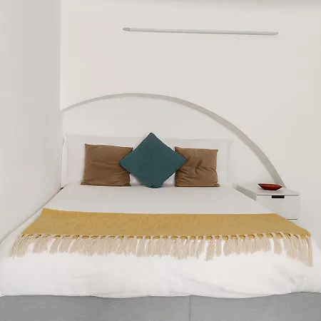 Hbhall Navigli 5 Milán