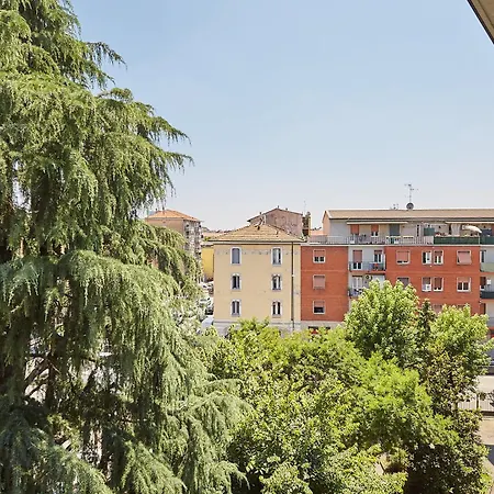 Family Friendly & Spacious W Balcony Metro Mediolan