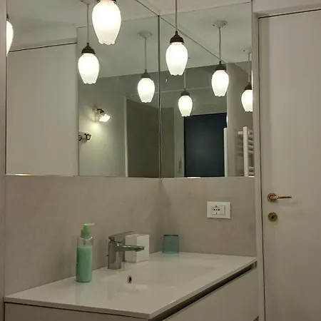 Mansarda Con Terrazzo Centralissima Milano