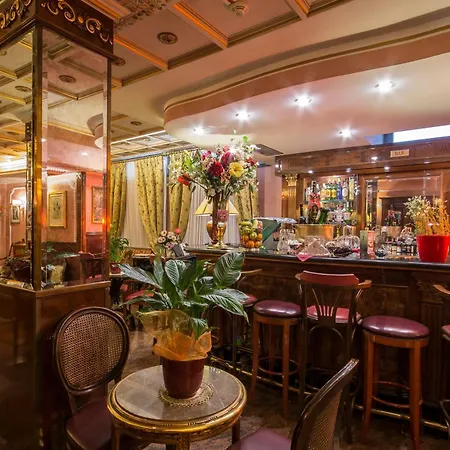 Hotel Vittoria 4*