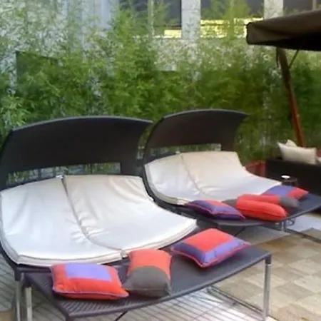 מלון Sina The Gray