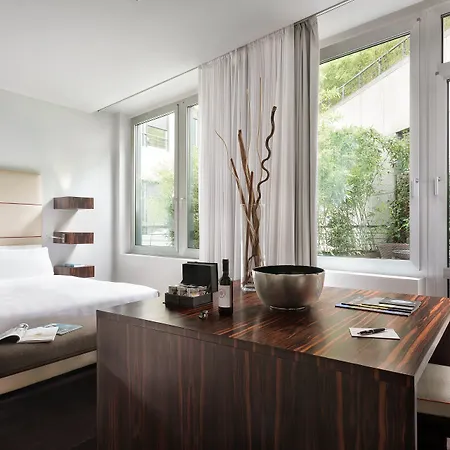 Hotel Sina The Gray 5*