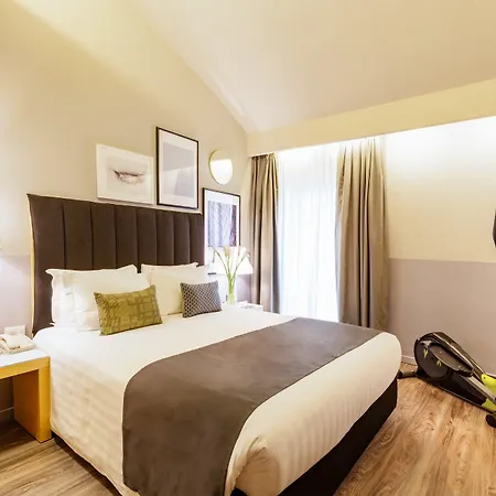 Garibaldi Station By Ihg 4*