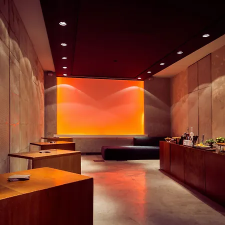 Straf, Milan, A Member Of Design Hotel 4*