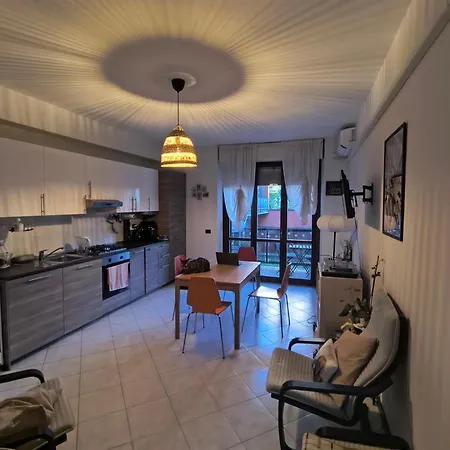 Stanza In Zona Villaggio Olimpico * 밀라노