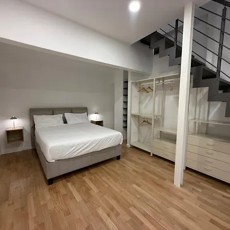 Сasa de vacaciones Chic Loft In Porta Venezia