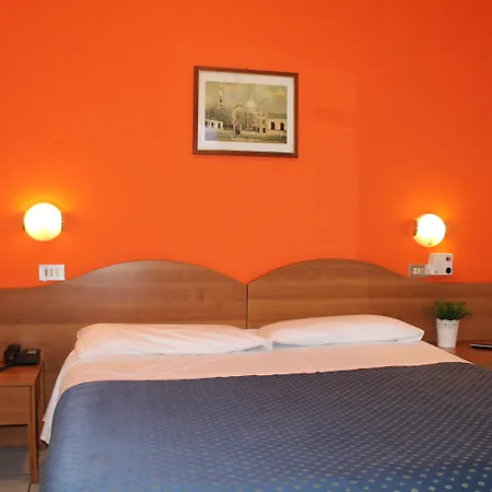 Catalani E Madrid ミラノ