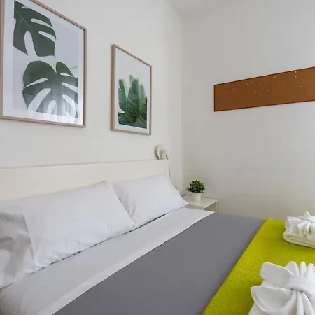 At Davide's House - Near The Metro * Milaan